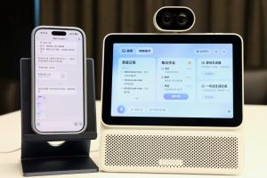 百度搭子全面接入小度硬件，百度智能体进驻家庭空间-科记汇